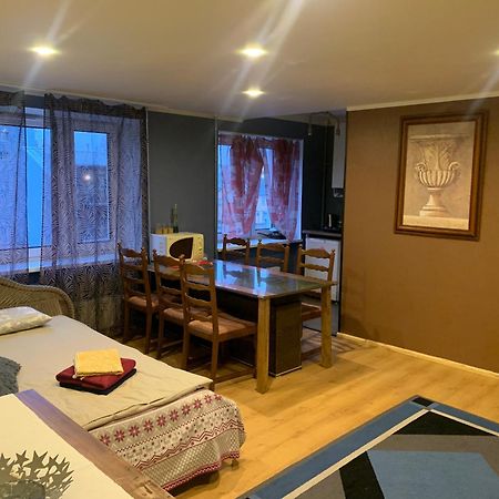 Uus 13B, Beautiful 3-Bedroom Apartment - 3 Big Beds Tartu Exteriör bild