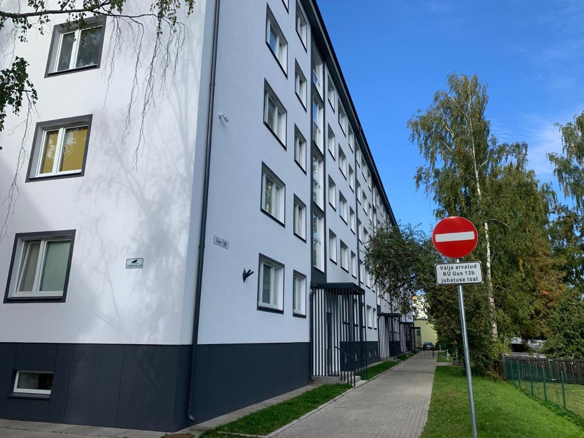 Uus 13B, Beautiful 3-Bedroom Apartment - 3 Big Beds Tartu Exteriör bild